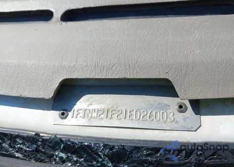 2001 Ford F-250 Lariat/Xl/Xlt z USA, uszkodzony, nr VIN 1FTNW21F21ED26003